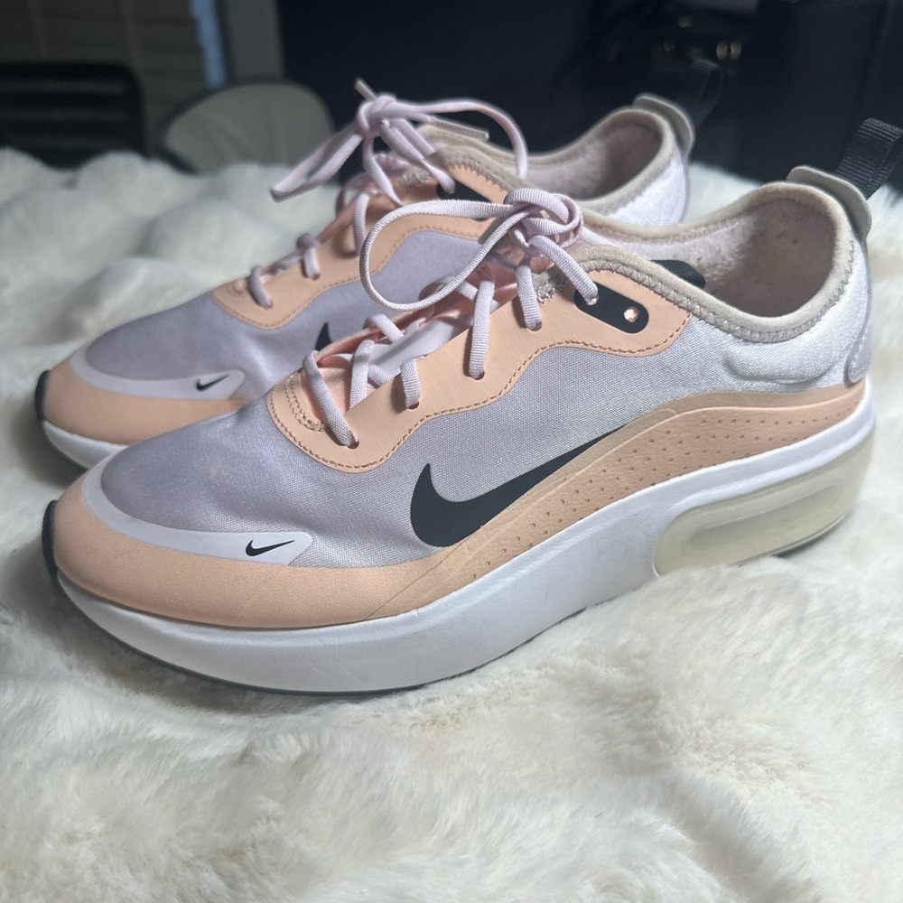Nike Women's Peach and White Sneakers